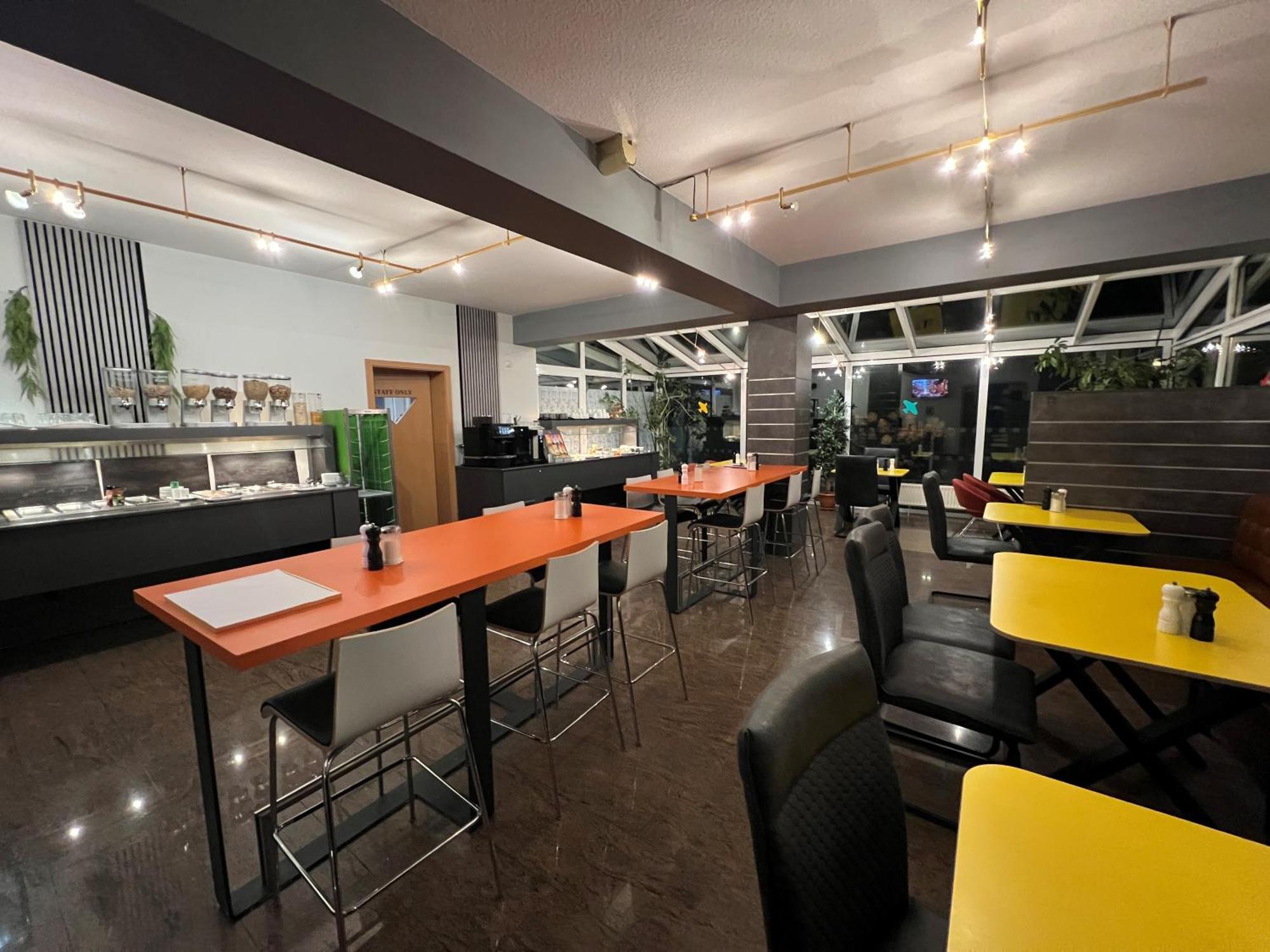 Globotel Hotel 가르브센 외부 사진